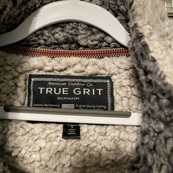 True Grit pullover - Picture 4 of 7
